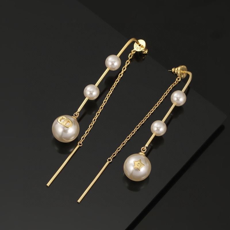 chr1st1an D10r earrings